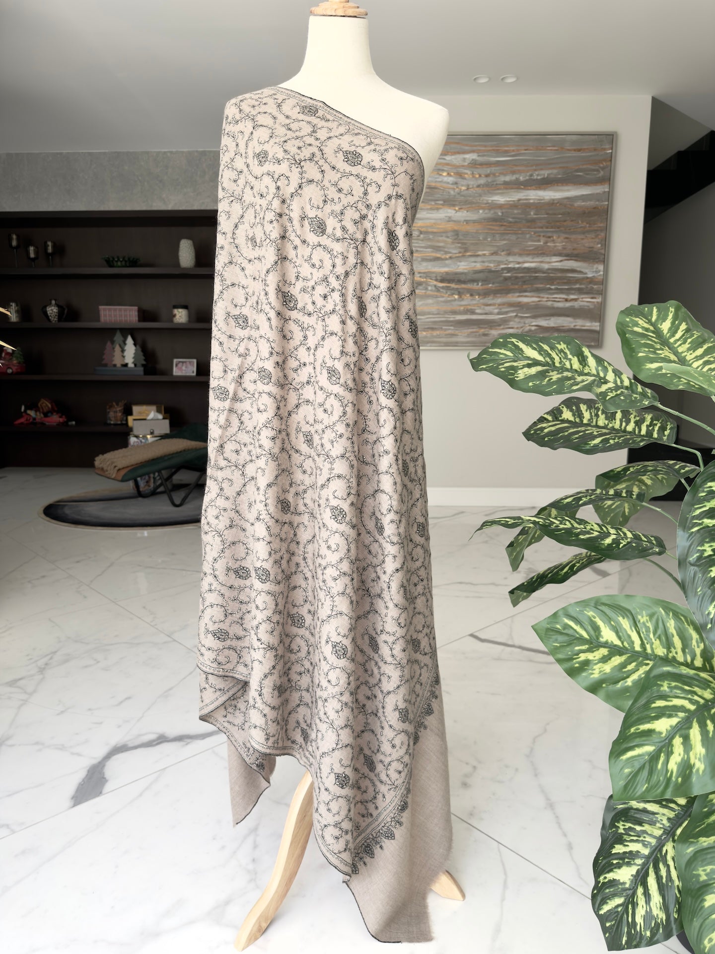 SOZNI JAAL HANDEMBROIDERED PASHMINA SHAWL NATURAL BEIGE