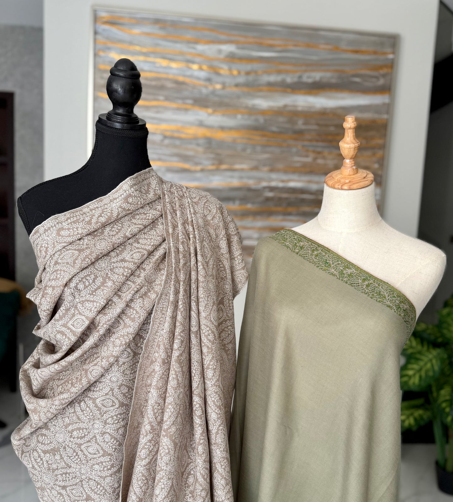 The Detailed Ivory-Taupe Jaal & Sage Green Solid