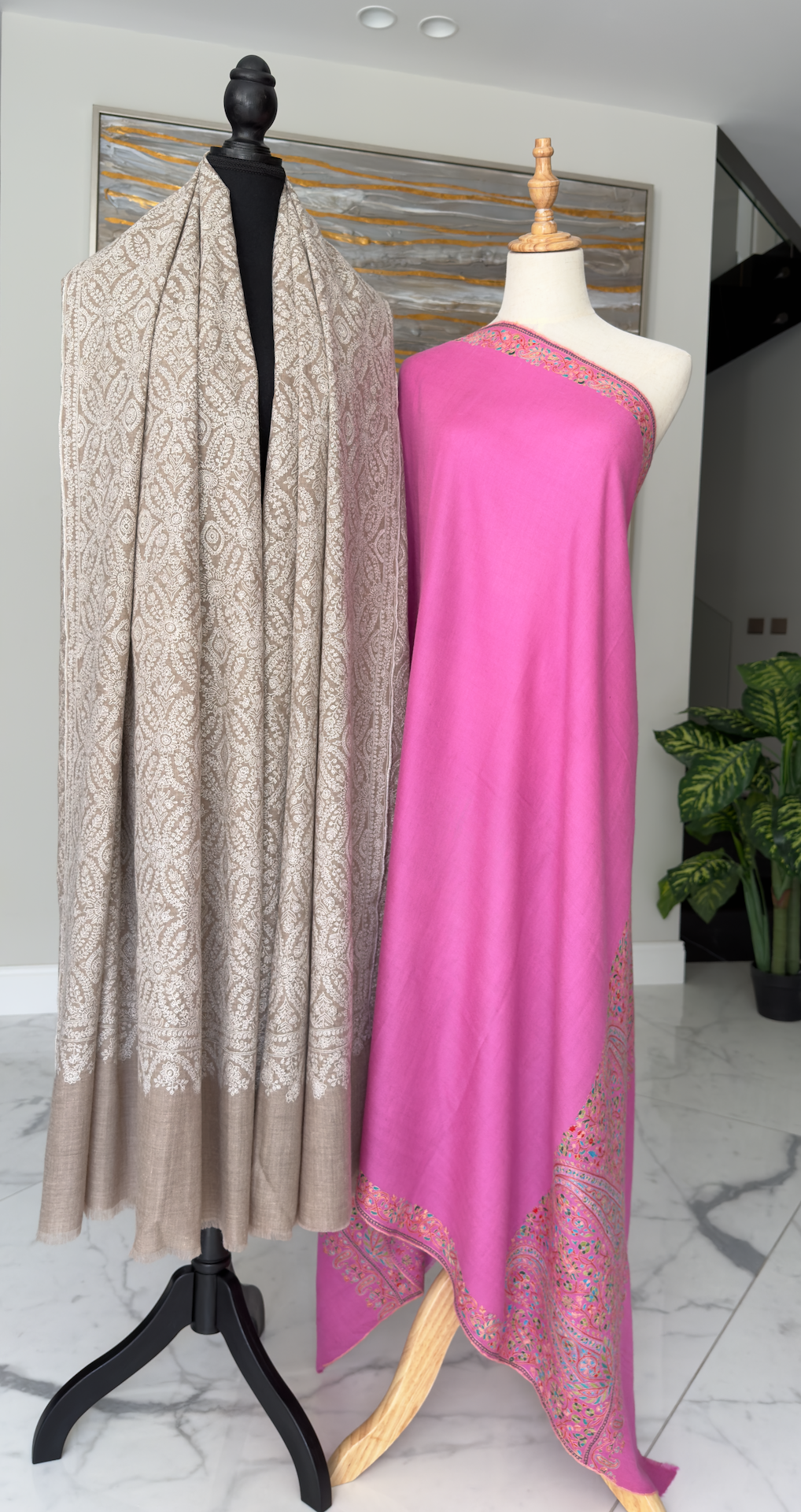 The Detailed Ivory-Taupe Jaal & Statement Fuchsia Border